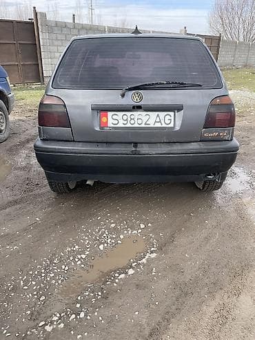 сивик хэтчбек: Volkswagen Golf: 1993 г., 1.6 л, Механика, Бензин, Хэтчбэк — 4