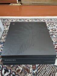 игровые телефоны бишкек: Продам Игровая консоль Sony PlayStation 4 Pro — лимитированная версия — 4