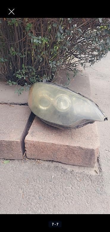 Передняя левая фара Kia