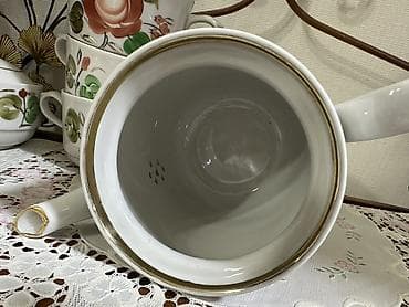 Посуда: Чайный сервиз «Роза» Барановка.
Ручная роспись!
Сервиз новый! — 10