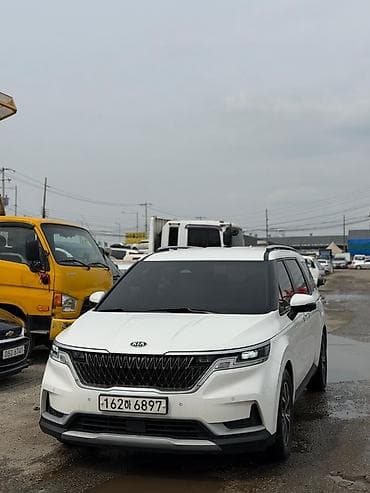 mini cuper: Kia Carnival: 2021 г., 2.2 л, Автомат, Дизель, Минивэн — 3