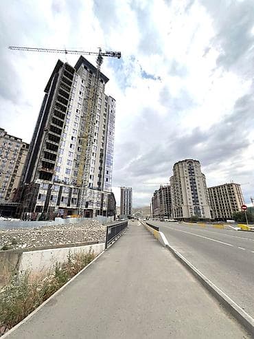 адмираль: Продажа офисов 96 м², Без ремонта, Многоэтажное здание, 2 этаж — 2