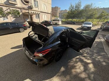 taeta: Toyota Camry: 2020 г., 2.5 л, Автомат, Гибрид, Седан — 10