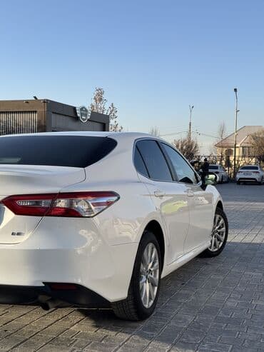 купить тойоту альфард в рассрочку в бишкеке: Toyota Camry: 2018 г., 2.5 л, Автомат, Бензиновая, Седан — 12