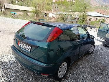 Унаа: Ford Focus: 2002 г., 1.6 л, Кол менен иштөөчү, Бензин, Хетчбек — 4