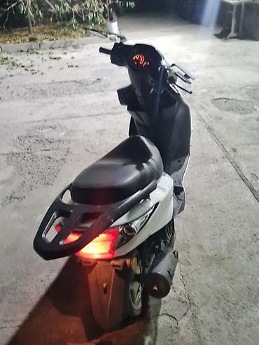 Скутеры: Продаю мопед м8 про состояние отличное тягя пушка мотор работает как — 5