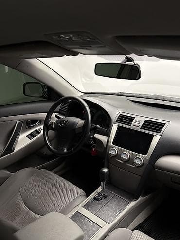бампе: Toyota Camry: 2009 г., 2.5 л, Автомат, Бензин, Седан — 9