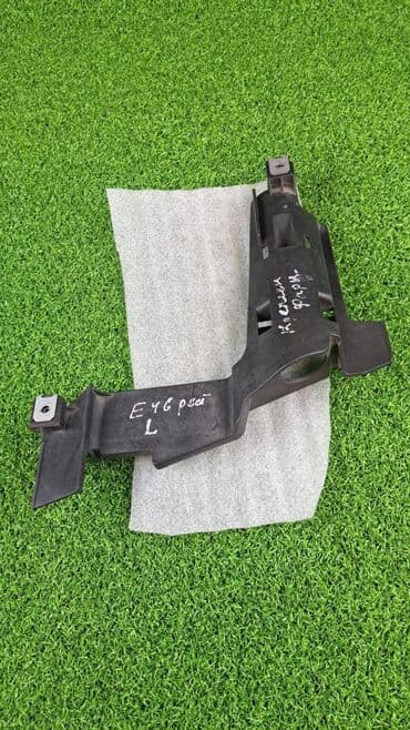 e46: Крепление фары левое BMW 3 E46 7) В отличном состоянии, очень — 4