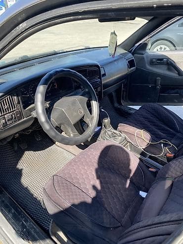 v klass: Volkswagen Passat: 1990 г., 1.8 л, Ручные, Бензин, Седан — 6