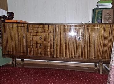 кух буфет: Буфет, Б/у, Без мойки, Дерево — 1