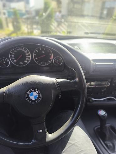авто бмв: BMW 5 series: 1993 г., 4.4 л, Механика, Бензин, Седан — 7