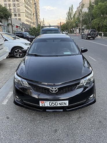 Toyota Camry: 2013 г., 2.5 л, Автомат, Бензин, Седан