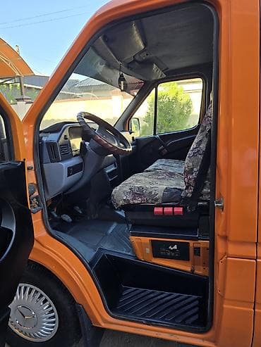 tesla 3: Легкий грузовик, Mercedes-Benz, Дубль, 3 т, Б/у — 6