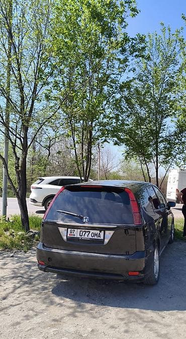 124 молдинг: Honda Stream: 2004 г., 2 л, Автомат, Бензин, Минивэн — 7