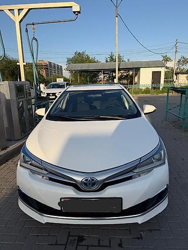 королев: Toyota Corolla: 2018 г., Гибрид, Седан — 1