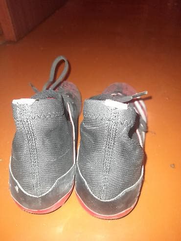 lining крассовки: Бутсы — 3