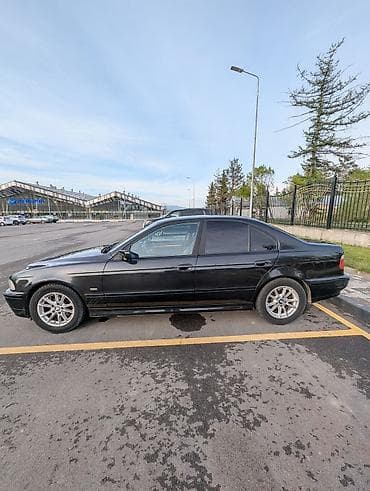 spark 2018: BMW 5 series: 2003 г., 2.5 л, Механика, Бензин, Седан — 4