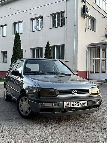 гольф 1997: Volkswagen Golf: 1993 г., 1.6 л, Механика, Бензин, Хэтчбэк — 1