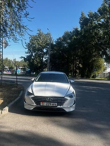 Hyundai Sonata: 2019 г., 2 л, Автомат, Бензин, Седан at lalafo.kg Hyundai Sonata: 2019 г., 2 л, Автомат, Бензин, Седан