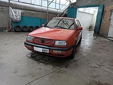 вента машына: Volkswagen Vento: 1992 г., 2 л, Механика, Бензин, Седан — 5