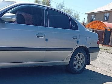 дэу матиз 1: Toyota Avensis: 1999 г., 1.6 л, Кол менен иштөөчү, Бензин, Седан — 6