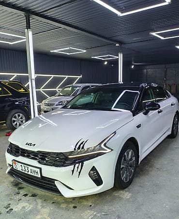 Kia K5: 2022 г., 2 л, Автомат, Гибрид, Седан
