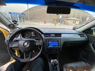 купить срв: Skoda Rapid: 2017 г., 1.6 л, Седан — 8