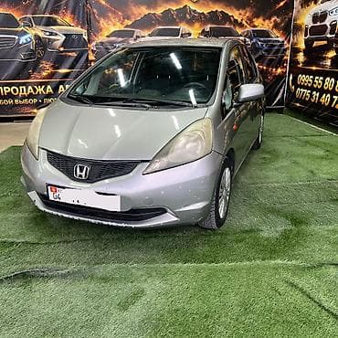 Honda Jazz: 2009 г., 1.3 л, Механика, Бензин, Хэтчбэк — 1