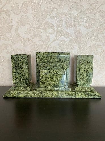 Кеңсе буюмдары: Органайзер оригинальной формы, выполненн из натурального камня — 1