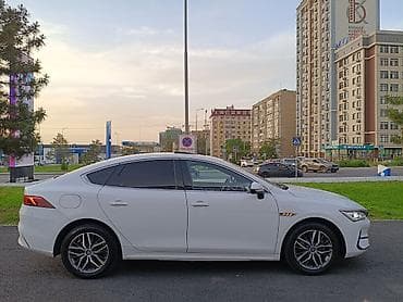 BYD: BYD Qin: 2021 г., 3.5 л, Автомат, Электромобиль, Седан — 9