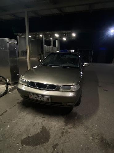 Транспорт: Daewoo Nubira: 1998 г., Седан — 1