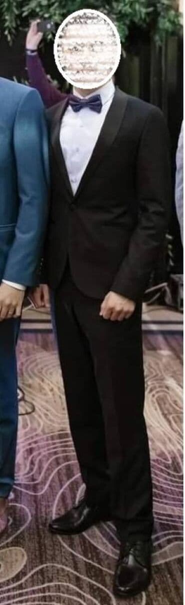 штаны с бабочкой: Продам смокинг + бабочка в подарок. Размер 44. Состав: 92% шерсть — 1