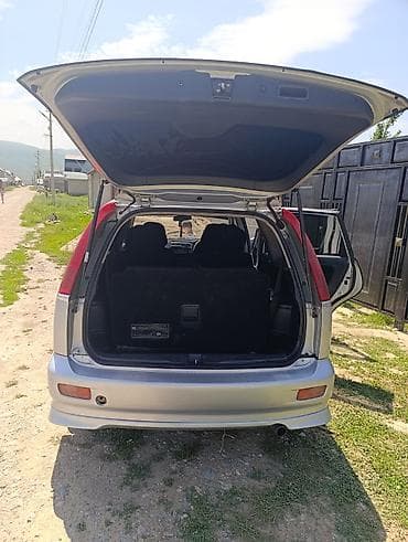 поток 1 купить: Honda Stream: 2001 г., 2 л, Автомат, Бензин, Минивэн — 3