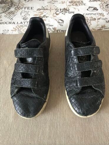 свадебные салоны бишкек: Кроссовки, 38, Adidas, Б/у, цвет - Черный, Самовывоз — 6