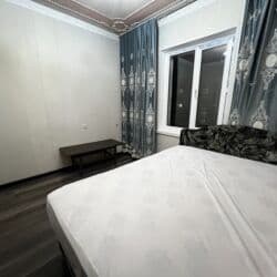 квартира долгосрочный: 4 бөлмө, Менчик ээси, Чогуу жашоо менен, Толугу менен эмереги бар — 4