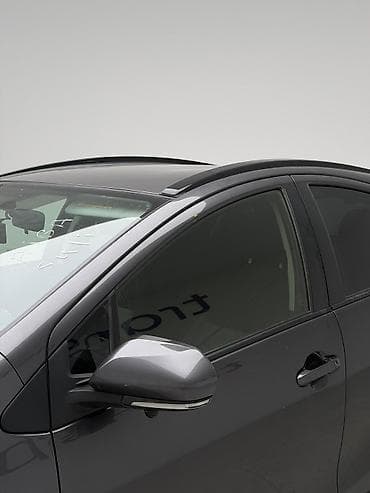 prius: Toyota Prius C: 2019 г., 1.6 л, Автомат, Гибрид, Хэтчбэк — 8