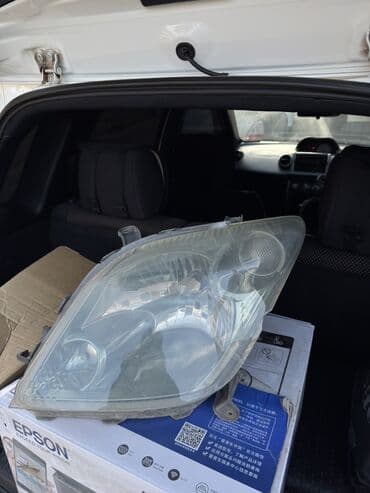 для ист: Передняя левая фара Toyota 2002 г., Б/у, Оригинал, Япония — 1