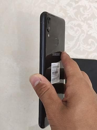 самсунг a10s: Samsung Galaxy A10s, Б/у, 32 ГБ, цвет - Черный — 3