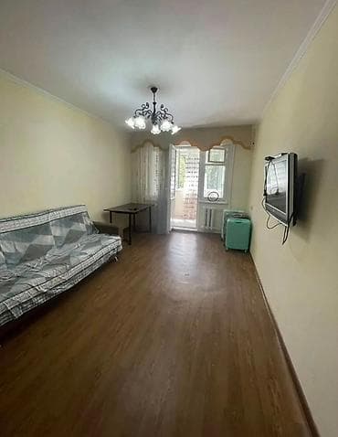 1 комната, 33 м², 3 мкр 104 серия, 2 этаж, Косметический ремонт — 4