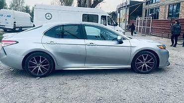 шевроле внедорожник: Toyota Camry: 2020 г., 2.5 л, Автомат, Бензин, Седан — 8