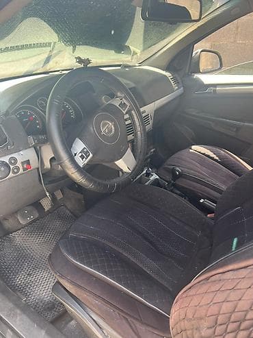 opel astra universal: Opel Astra: 2014 г., 1.8 л, Механика, Бензин, Универсал — 6