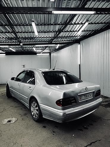 bmw e35: Mercedes-Benz E-Class: 2000 г., Седан — 2