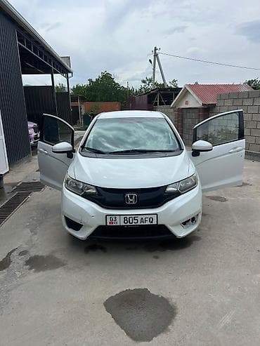 mini cooper: Honda Fit: 2015 г., 1.5 л, Вариатор, Бензин, Хэтчбэк — 1