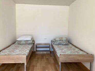 сдаю долгосрочно: 15 м², С мебелью — 1