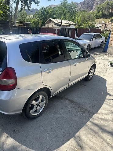 lexus rx 350 2021: Honda Fit: 2002 г., 1.3 л, Вариатор, Бензин, Хэтчбэк — 2