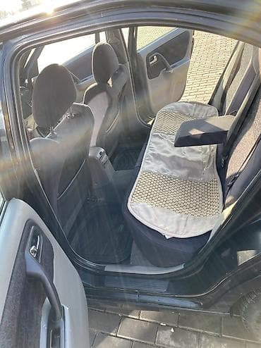 обмен с доплатой: Nissan Primera: 2000 г., Механика, Бензин, Седан — 8