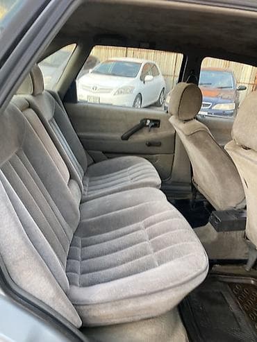 Транспорт: Volkswagen Passat: 1991 г., 1.8 л, Механика, Бензин, Седан — 7