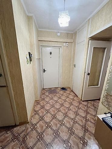 сухомлинова 28: 3 комнаты, 62 м², 1 этаж, Косметический ремонт — 8