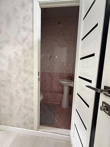 Недвижимость: 2 комнаты, Джал мкр (в т.ч. Верхний, Нижний, Средний) Агентство недвижимости, Без животных, от 1 месяца, от 3 месяцев, от 6 месяцев, С мебелью полностью — 8