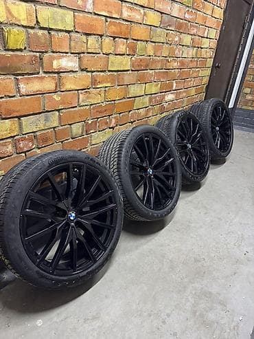 27540 r22: Колеса в сборе 275 / 35 / R 22, Лето, Комплект, Легковые, Литые, отверстий - 5 — 1